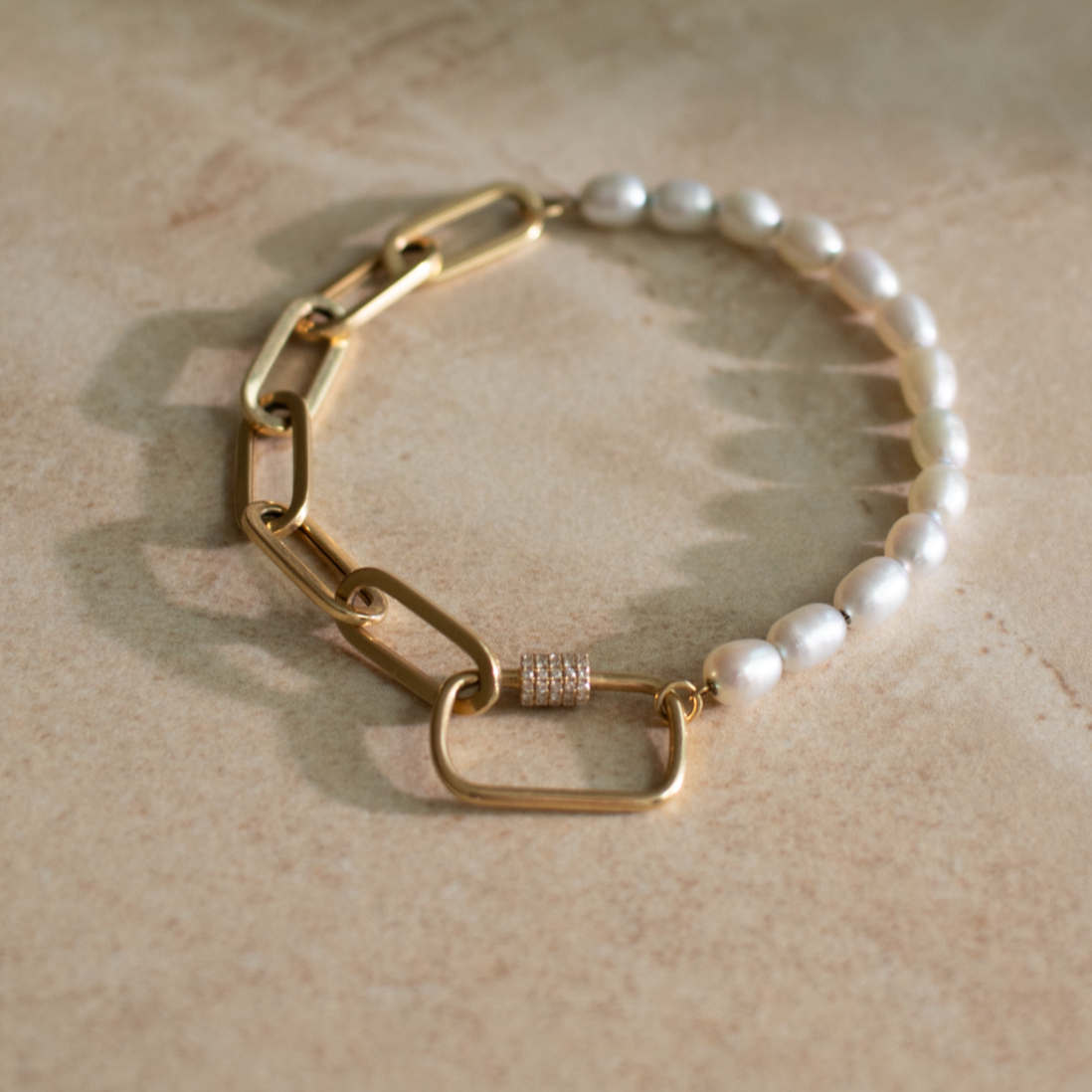 White pearl and paperclip chain bracelet