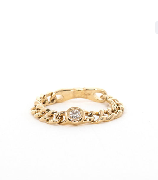 Diamond Chain Ring with a bezeled diamond